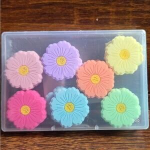 Food Grade Silicone Flower Focal Beads 14 Beads New in Sealed Package